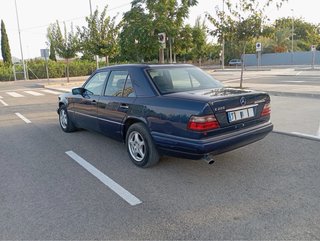Mercedes-Benz E220 Gasolina Automático 1995