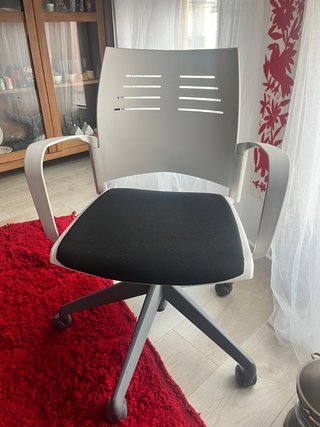 Silla de oficina ergonómica