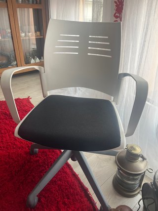 Silla de oficina ergonómica