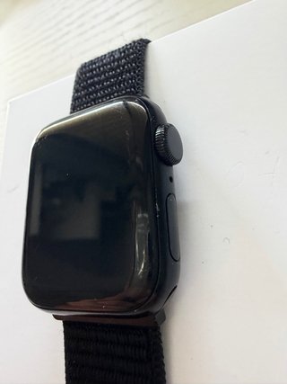 Apple Watch SE (2.ª gen, 40mm) Negro Medianoche
