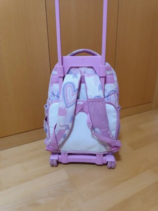Mochila Totto con ruedas y estampado floral