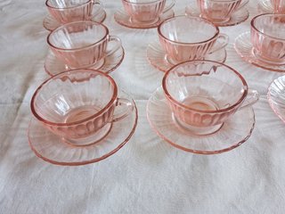 Conjunto de Vidro Rosa