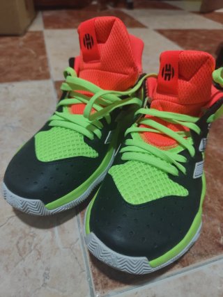 Adidas Harden Stepback Edición Limitada