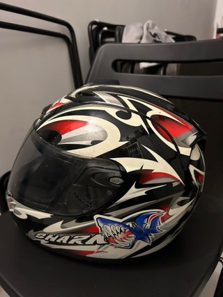 Casco de Moto Shark Negro Rojo talla M