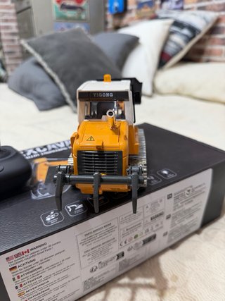 Excavadora RC 1/50 Yi Gong