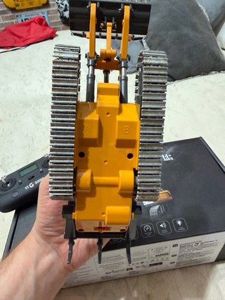 Excavadora RC 1/50 Yi Gong