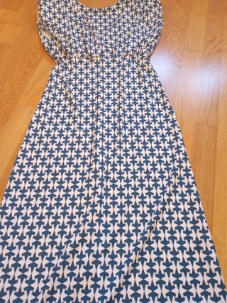 Vestido estampado sin mangas