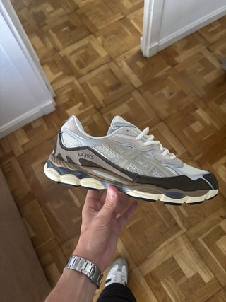Asics Gel NYC Talla 44 Marrón Blanco