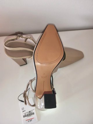 Zapatos Zara Beige Talla 40