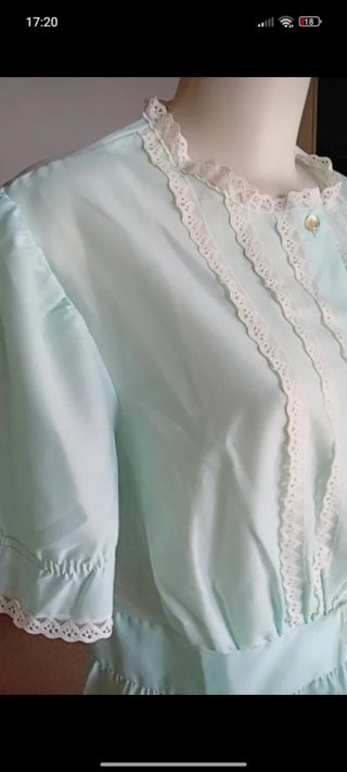 Camicia da notte vintage azzurra con pizzo. S/M