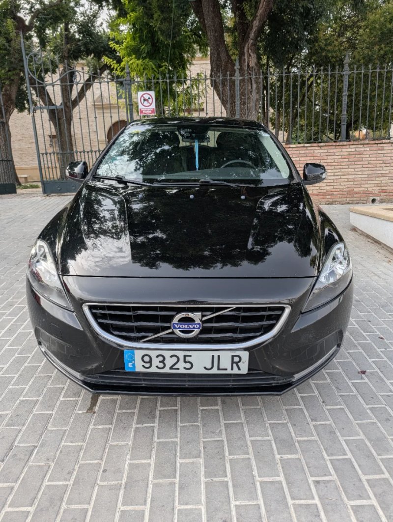 Volvo V40 2016 - foto 1