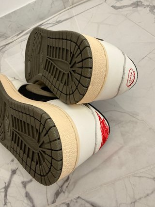 Air Jordan 1 Low Travis Scott Olive Talla 41