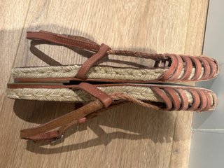 Sandalias Malababa Cuero Trenzado