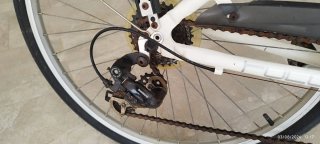 Bicicleta de paseo CONOR blanca cambio Shimano