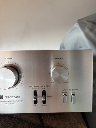 Amplificador Technics SU-7100 Prata
