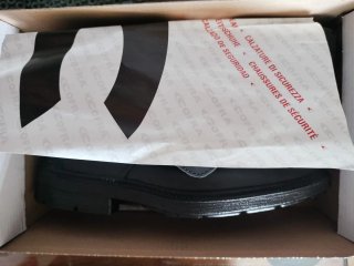 Zapato de trabajo COFRA Negro
