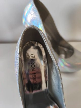 Zapatos de tacón plateados Rome Fashioner talla 38
