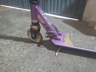 Patinete infantil morado