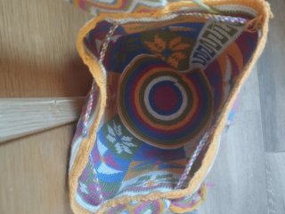 Bolso Wayuu artesanal multicolor