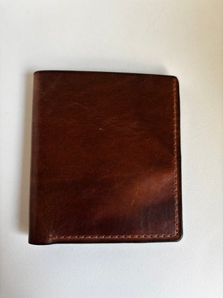 Cartera de cuero artesanal hecha a mano