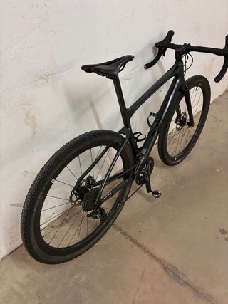 Giant Revolt Advanced 0 Gravel Bike