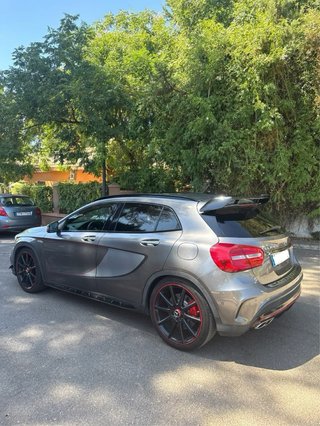 Mercedes-Benz GLA 45 edition 1