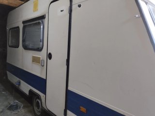 Caravana Adria