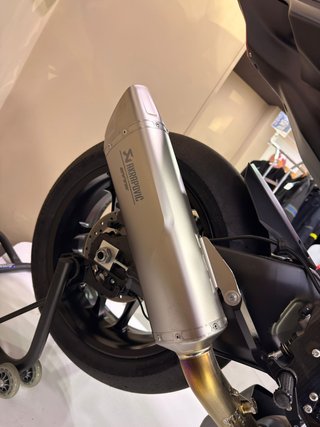 YAMAHA R1 GYTR