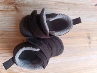 Botines respetuosos calentitos negros T23