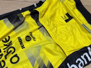 NUEVO. (TALLA XS) Maillot Visma Lease a Bike 2025