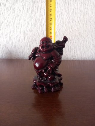 Buda Feliz Viajero Rojo