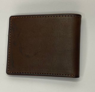 Cartera de cuero artesanal hecha a mano