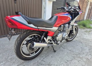 Yamaha XJ 900