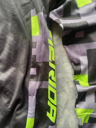 Chaqueta Merida Ciclismo Pixel Verde Negra