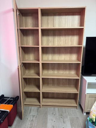 Librería BILLY IKEA efecto roble