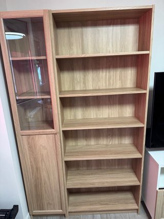 Librería BILLY IKEA efecto roble