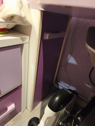 Cama con cajones, mesa de estudio y armario