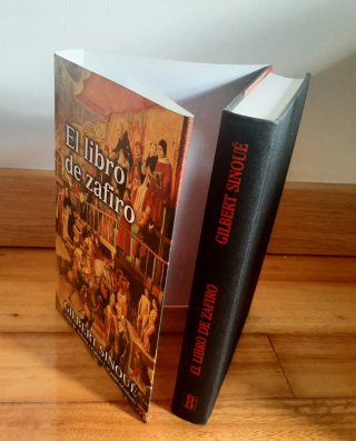 El libro de zafiro de Gilbert Sinoué (tapa dura)