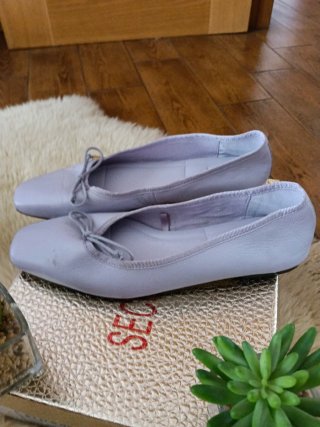 Bailarinas Zara Moradas