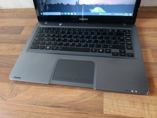 Toshiba Satellite U840-10U Gris Plata