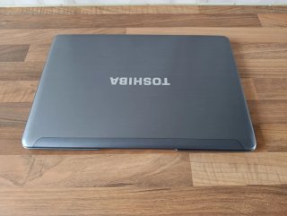 Toshiba Satellite U840-10U Gris Plata