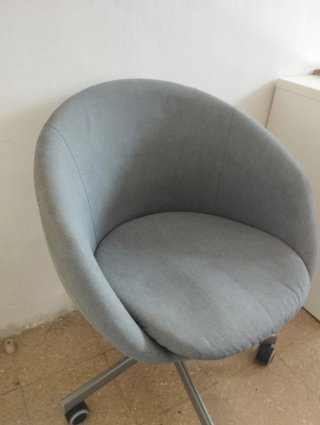 Silla de escritorio gris