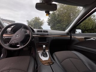 Mercedes-Benz E320 2005