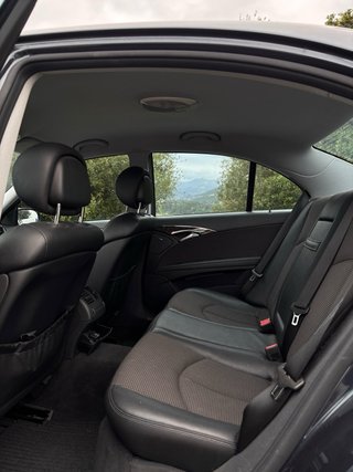 Mercedes-Benz E320 2005