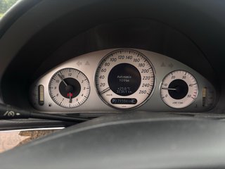 Mercedes-Benz E320 2005