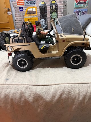 FMS Suzuki Jimny 1/6 Crawler RC