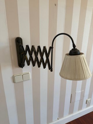 Pareja de lámparas de pared extensibles