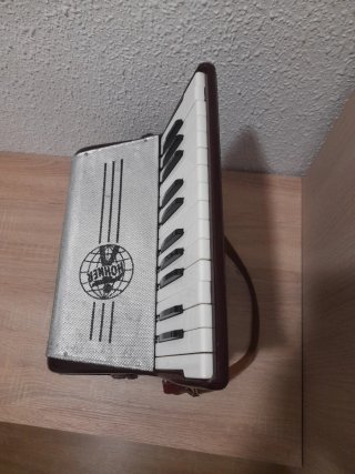 Acordeón Hohner Junior 40