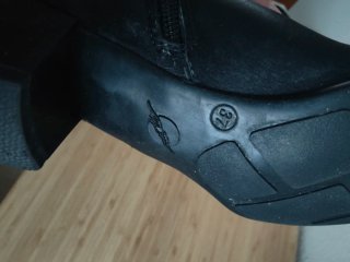 Botas de piel negras altas