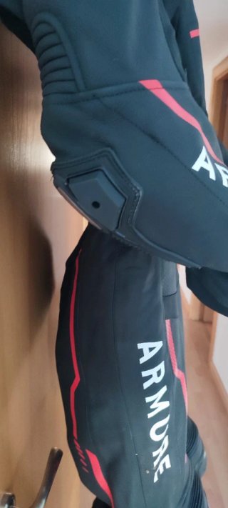 Mono de moto Armure negro